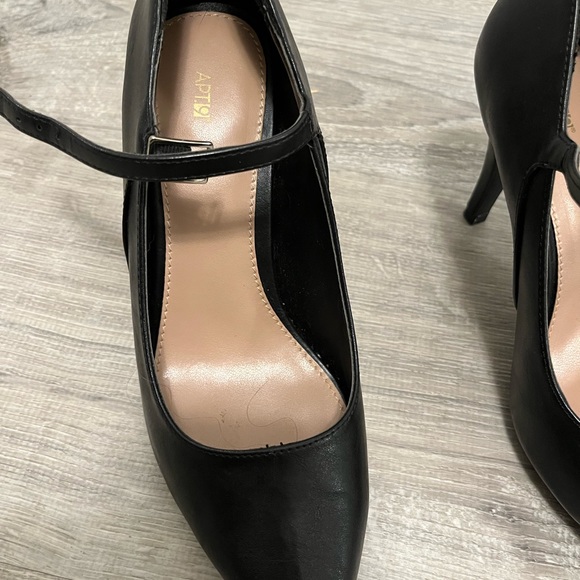 6.5 Apt 9 Black Heel - Picture 7 of 8